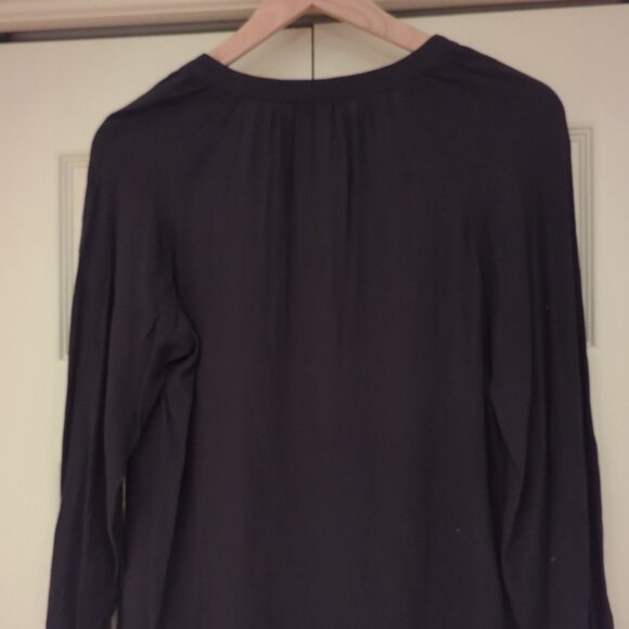 J Crew Long Sleeve Popover - Picture 2 of 6